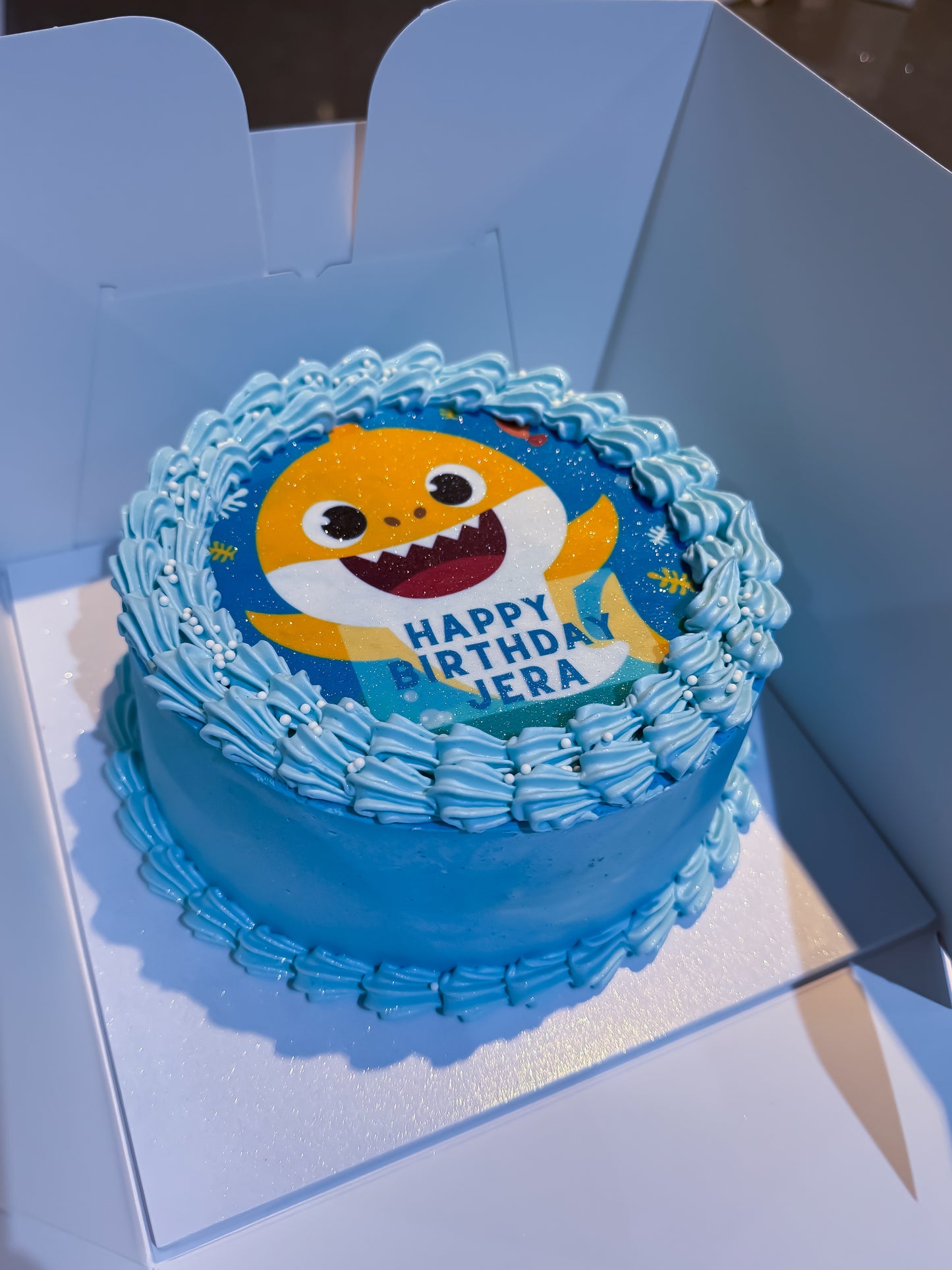 Custom kids birthday cakes- let’s work together to create a dream cake for your little one ✨🤍